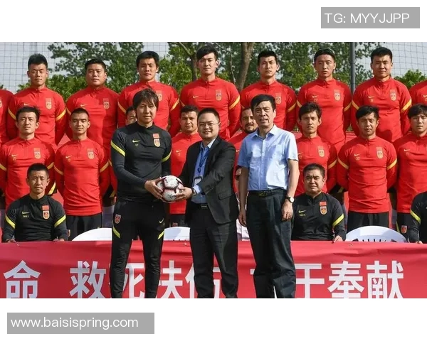 足球明星纳尔多的传奇之路与他对足球的热爱与奉献 足球明星纳尔多的传奇之路与他对足球的热爱与奉献