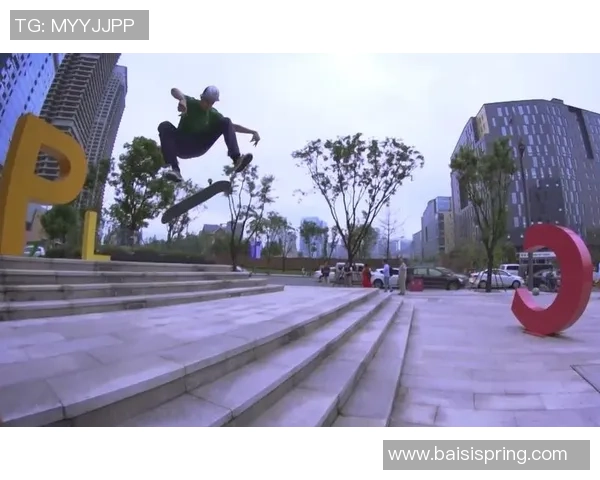 专业解读：成都滑板队的边路渗透打法_1